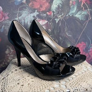 Carlos Santana Pretty Black Patent Ruffle Heels